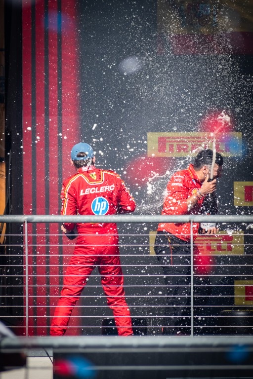 Motorsports photograph 12