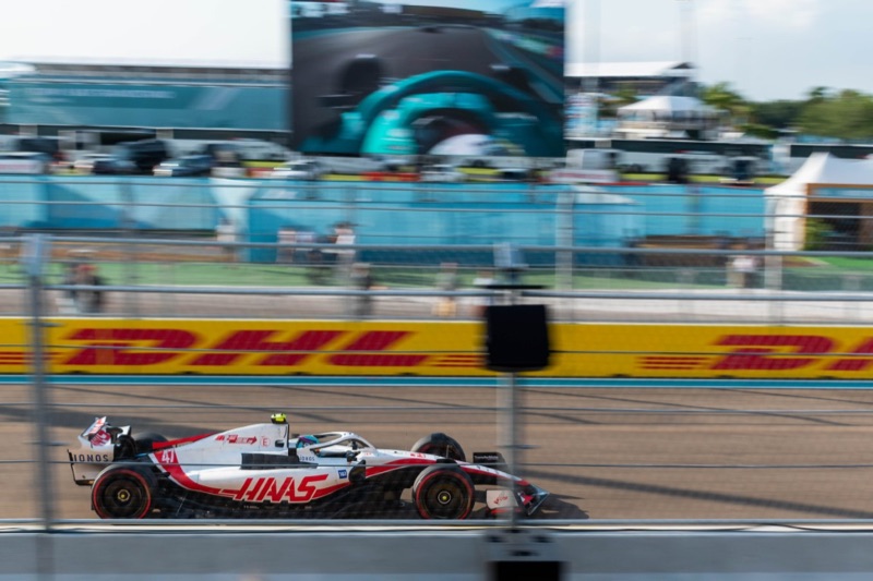 Motorsports photograph 13